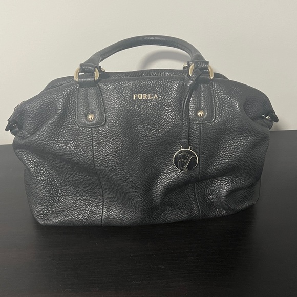 Furla Shoulderbag - Picture 2 of 3